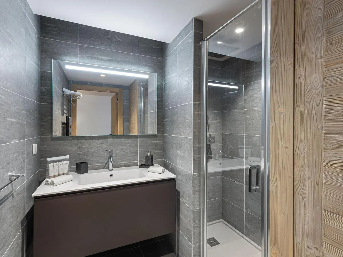 Luxueux Appartement 3 Chambres A Megeve Avec Piscine Et Salle De Sport - Fr-1-569-31 Apartment